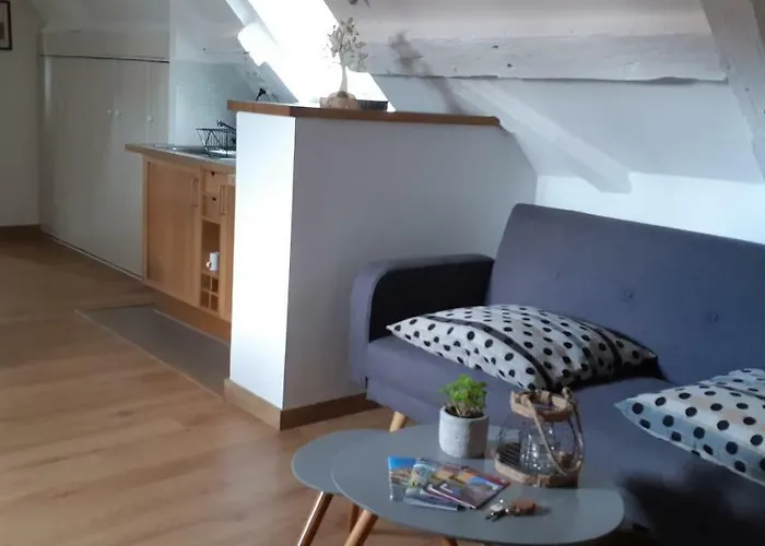 宝琳纳之家公寓 *